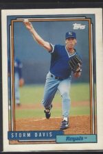#556 Storm Davis 1992 Topps