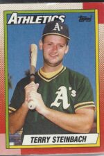#145 Terry Steinbach 1990 Topps