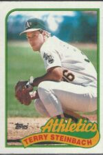 #725 Terry Steinbach 1989 Topps